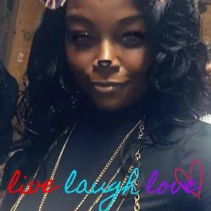 Meet your Posher, Lakeisha